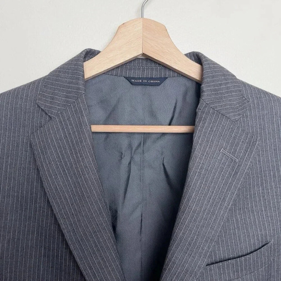 BANANA REPUBLIC Gray Pinstripe Men's Blazer - Picture 9 of 15